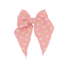 Load image into Gallery viewer, Pointed Big Belle Clip