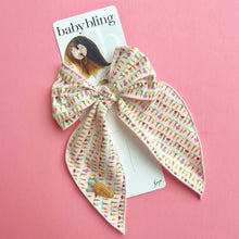 Load image into Gallery viewer, Pointed Big Belle Clip