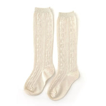 Load image into Gallery viewer, Basics Cable Knit Socks