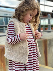 Mae Vest