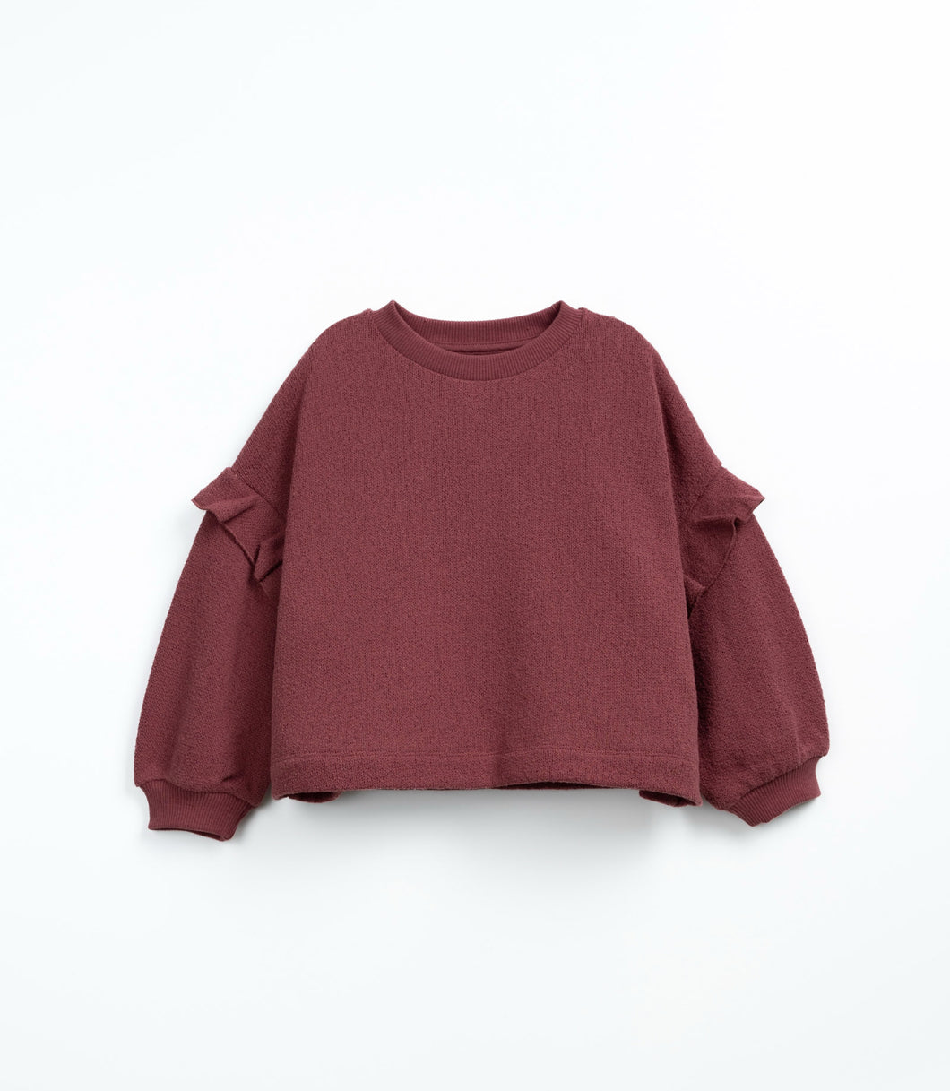 Ruffel Sleeve Sweater