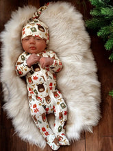 Load image into Gallery viewer, Reindeer Friends Footie
