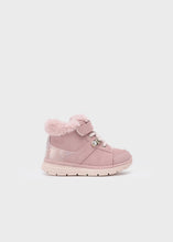 Load image into Gallery viewer, Baby Faux Fur Lined Boots
