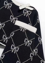 Load image into Gallery viewer, Girl Bow Skirt Set
