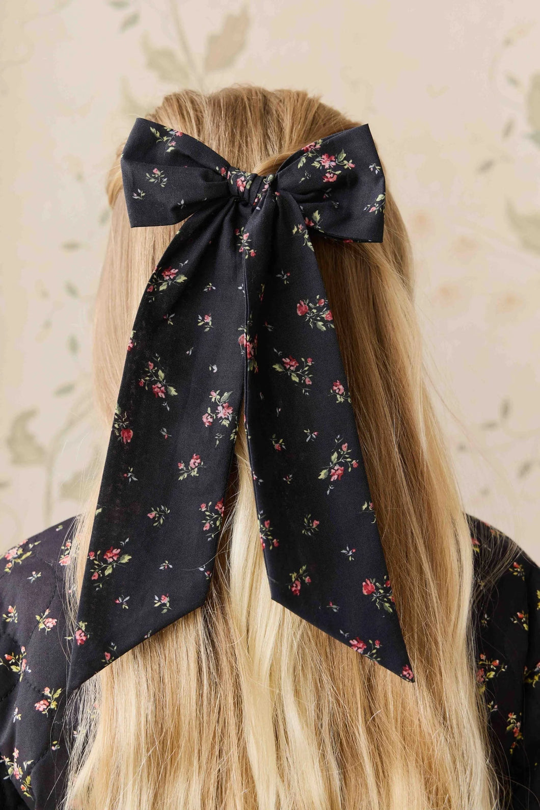 Alora Bow-Bianca Noir