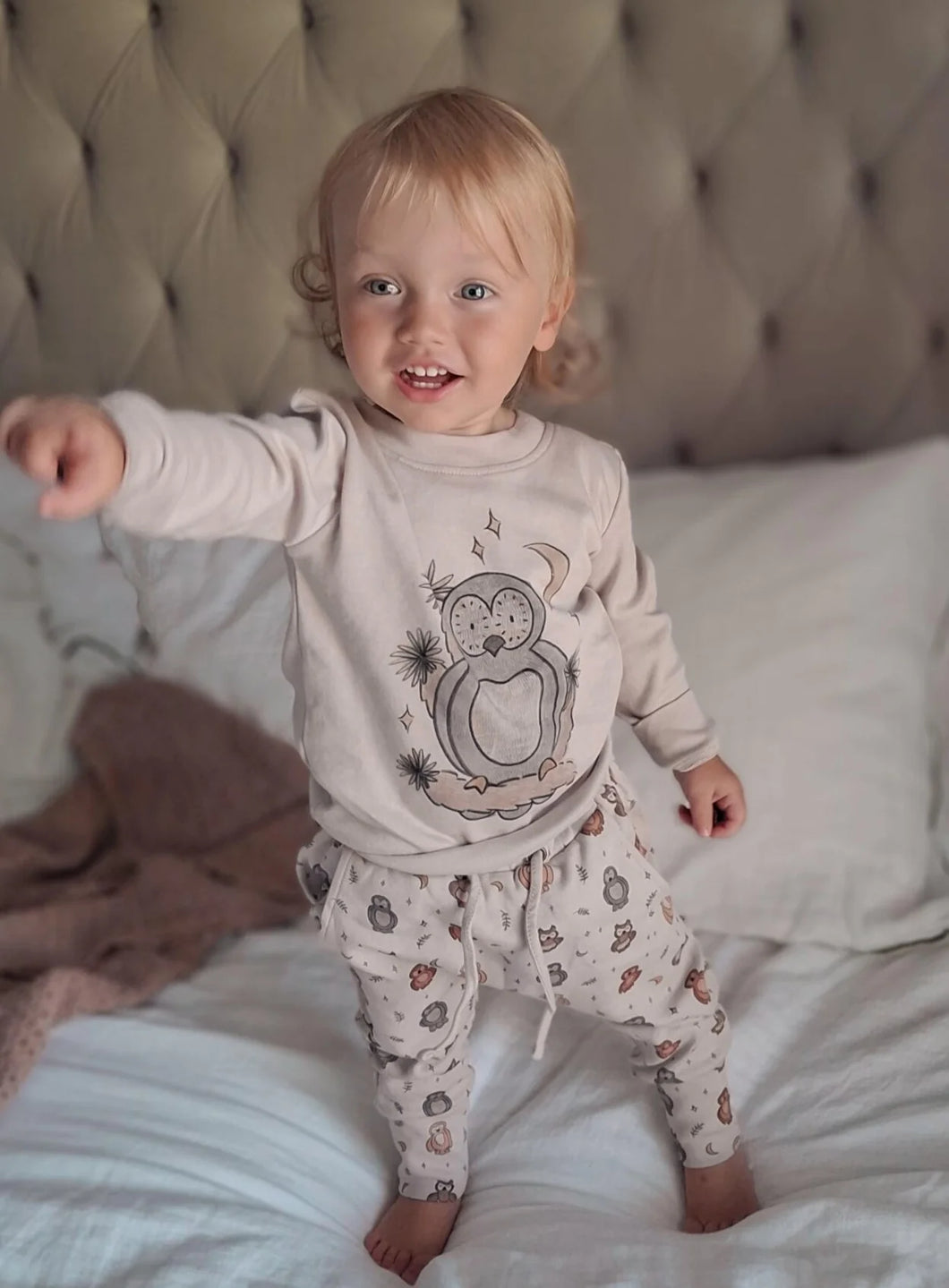 Owl Hoo? | Organic Sweatshirt & Jogger Set
