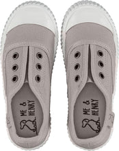 Load image into Gallery viewer, Montauk Canvas Plimsoll Shoe
