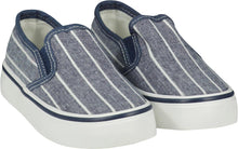 Load image into Gallery viewer, Southampton Canvas Deck Shoes
