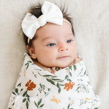 Load image into Gallery viewer, Bamboo Rayon Muslin Swaddles - Saranoni
