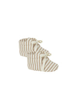 Load image into Gallery viewer, Quincy Mae Baby Booties
