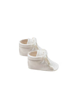 Load image into Gallery viewer, Quincy Mae Baby Booties
