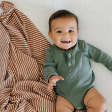 Load image into Gallery viewer, Bamboo Rayon Muslin Swaddles - Saranoni
